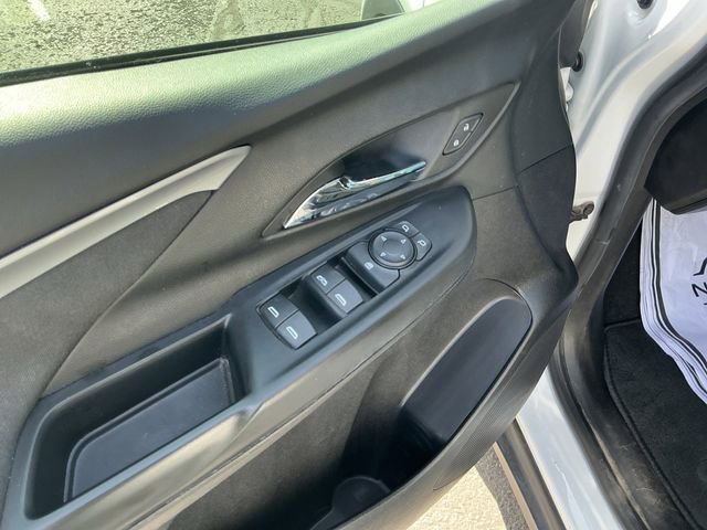 Used 2023 Chevrolet Bolt LT FWD image 19