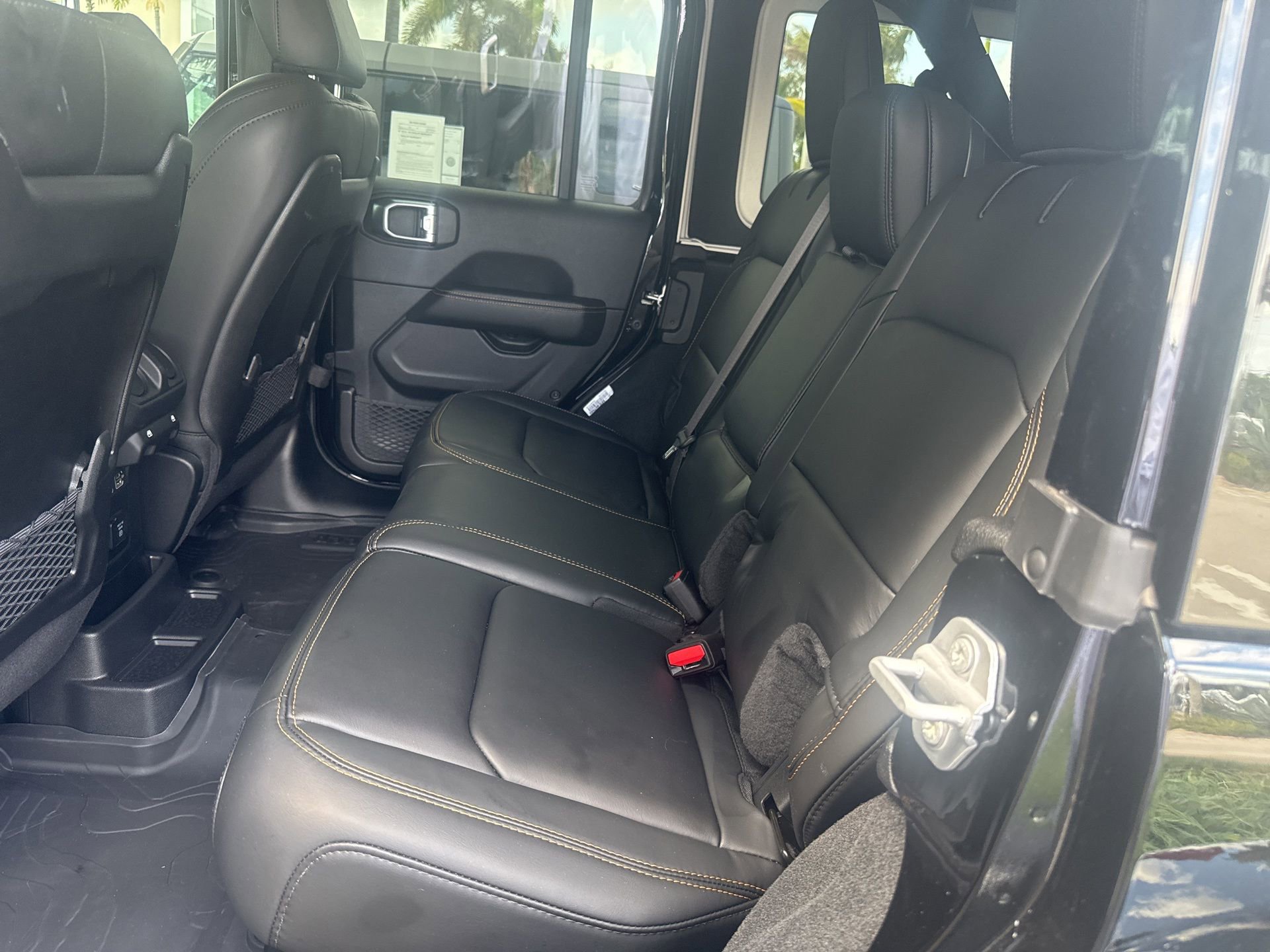 Used 2024 Jeep Wrangler Unlimited Rubicon 392 image 8