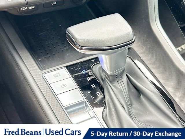 Used 2023 Hyundai Elantra Limited image 17