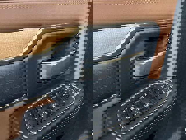 Used 2024 RAM 2500 Limited image 23