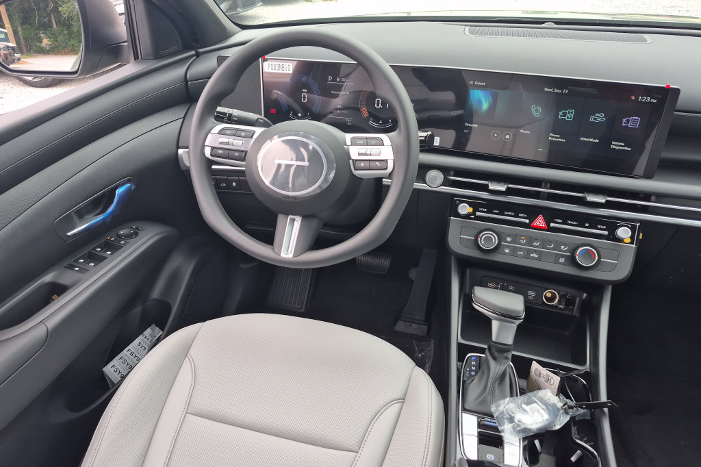 New 2027 Hyundai Santa Cruz SE FWD image 20