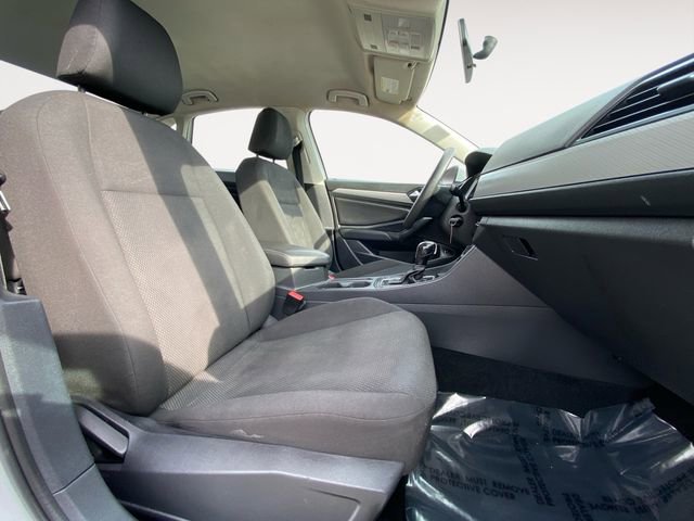 Used 2019 Volkswagen Jetta SE image 15