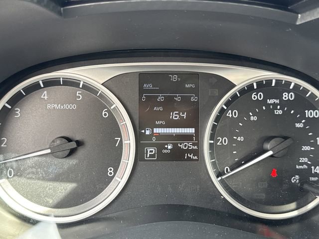 Used 2025 Nissan Versa S image 24