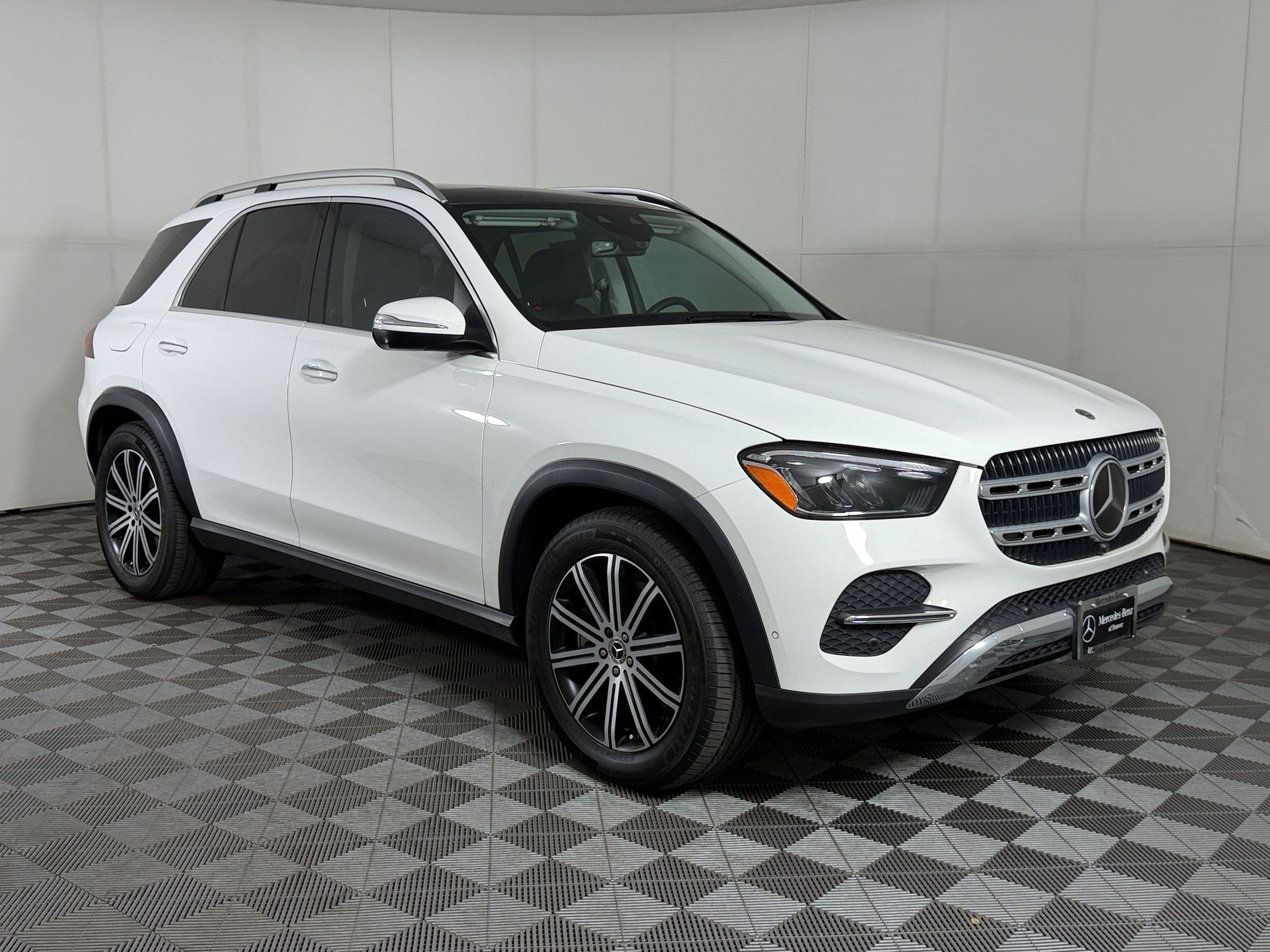 Certified 2024 Mercedes-Benz GLE 450 4MATIC image 7