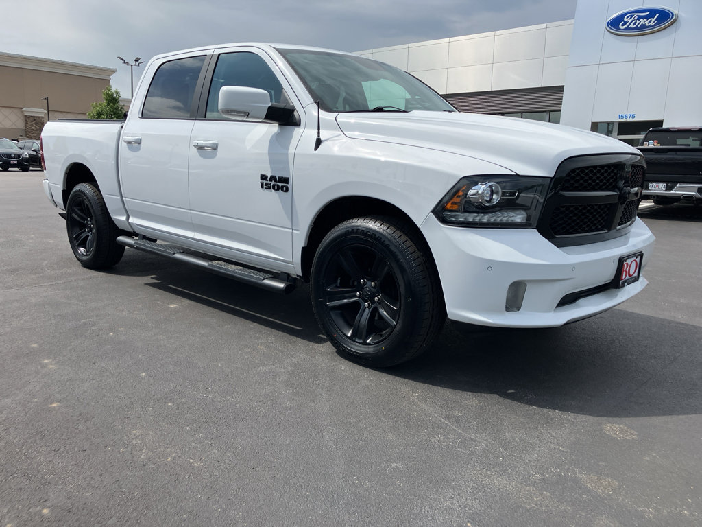 Used 2018 RAM 1500 Sport w/ Convenience Group AWD/4WD image 9