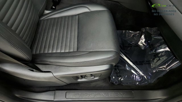 Used 2025 Land Rover Discovery Sport S AWD/4WD image 33