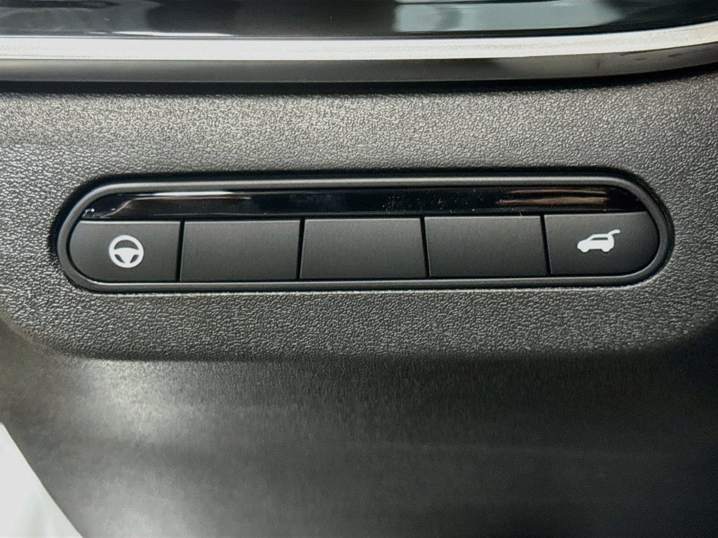 New 2027 INFINITI QX60 Luxe w/ Cargo Package FWD image 10