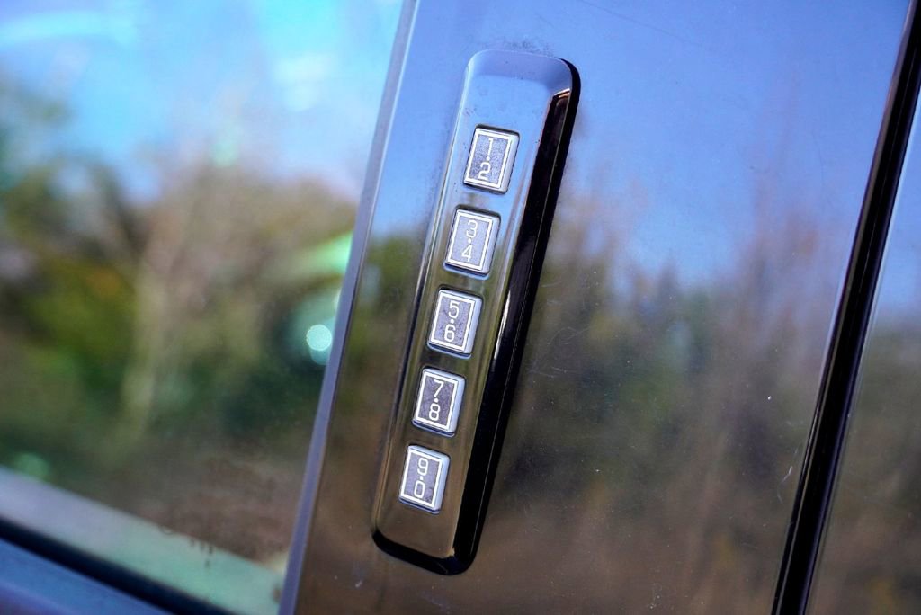 Used 2015 Ford F150 XLT w/ Equipment Group 302A Luxury image 13