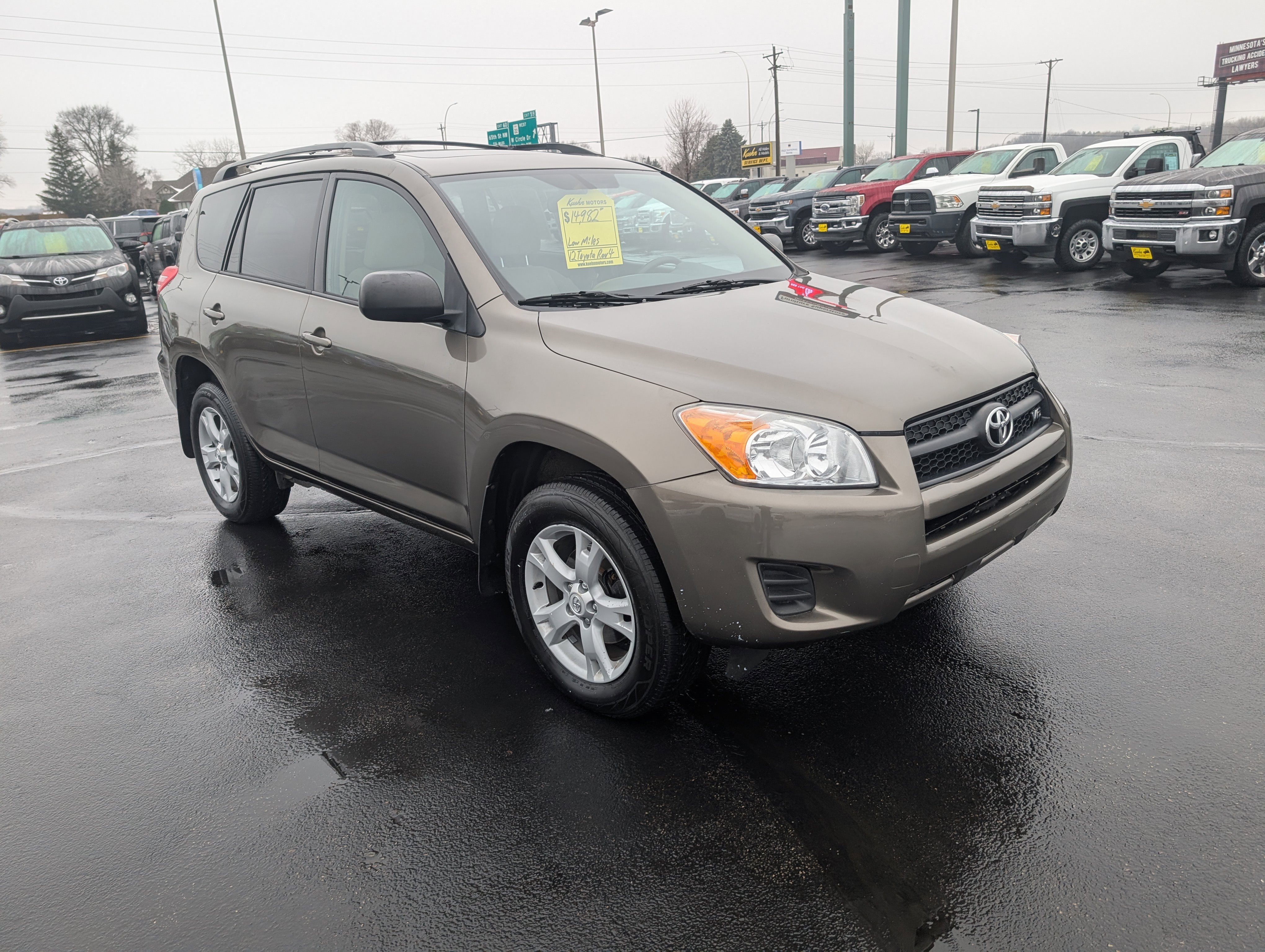 Used 2012 Toyota RAV4 4WD V6 image 2