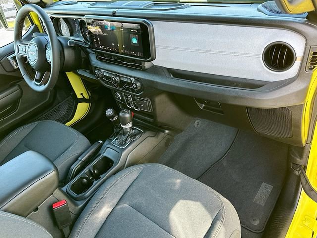 Used 2024 Jeep Gladiator Sport image 28