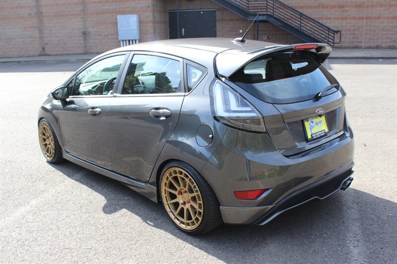 Used 2018 Ford Fiesta ST FWD image 3