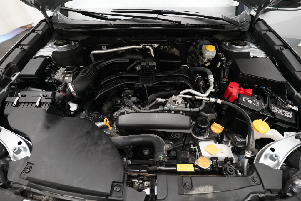 Certified 2025 Subaru Outback Limited AWD/4WD image 3