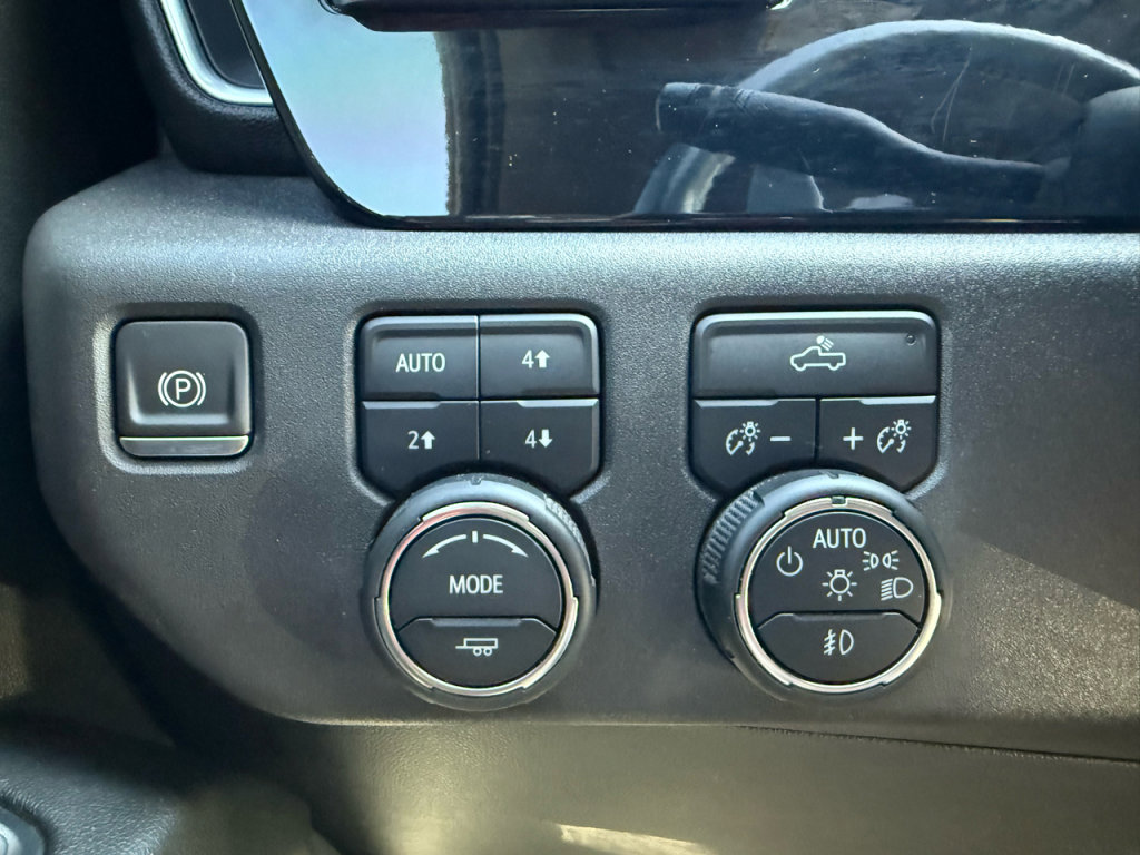 Used 2024 Chevrolet Silverado 1500 LT Trail Boss w/ Protection Package image 20