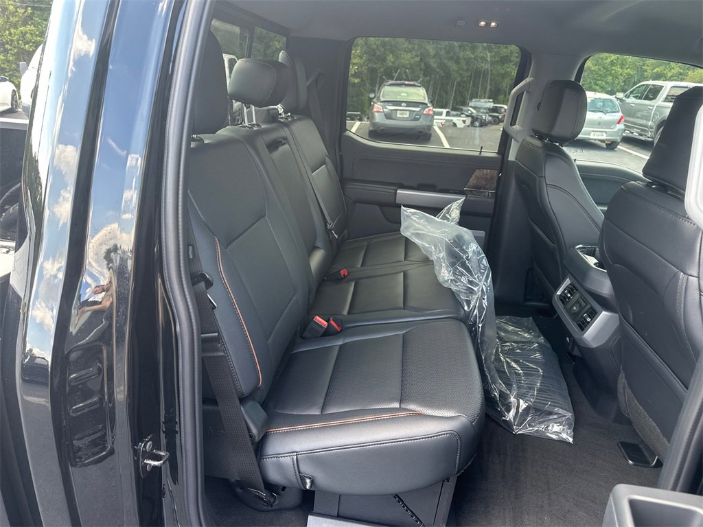 New 2026 Ford F250 Lariat w/ Lariat Premium Package image 14