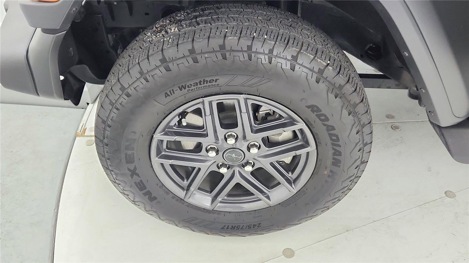 Used 2024 Jeep Wrangler Sport S image 15