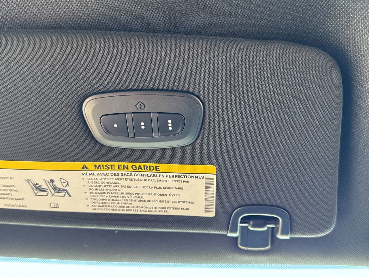 New 2025 Chrysler Pacifica Select image 11