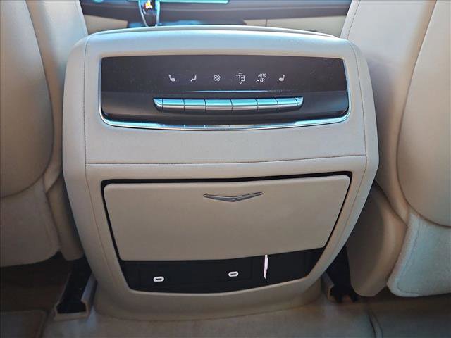 Certified 2024 Cadillac Escalade Premium Luxury image 17