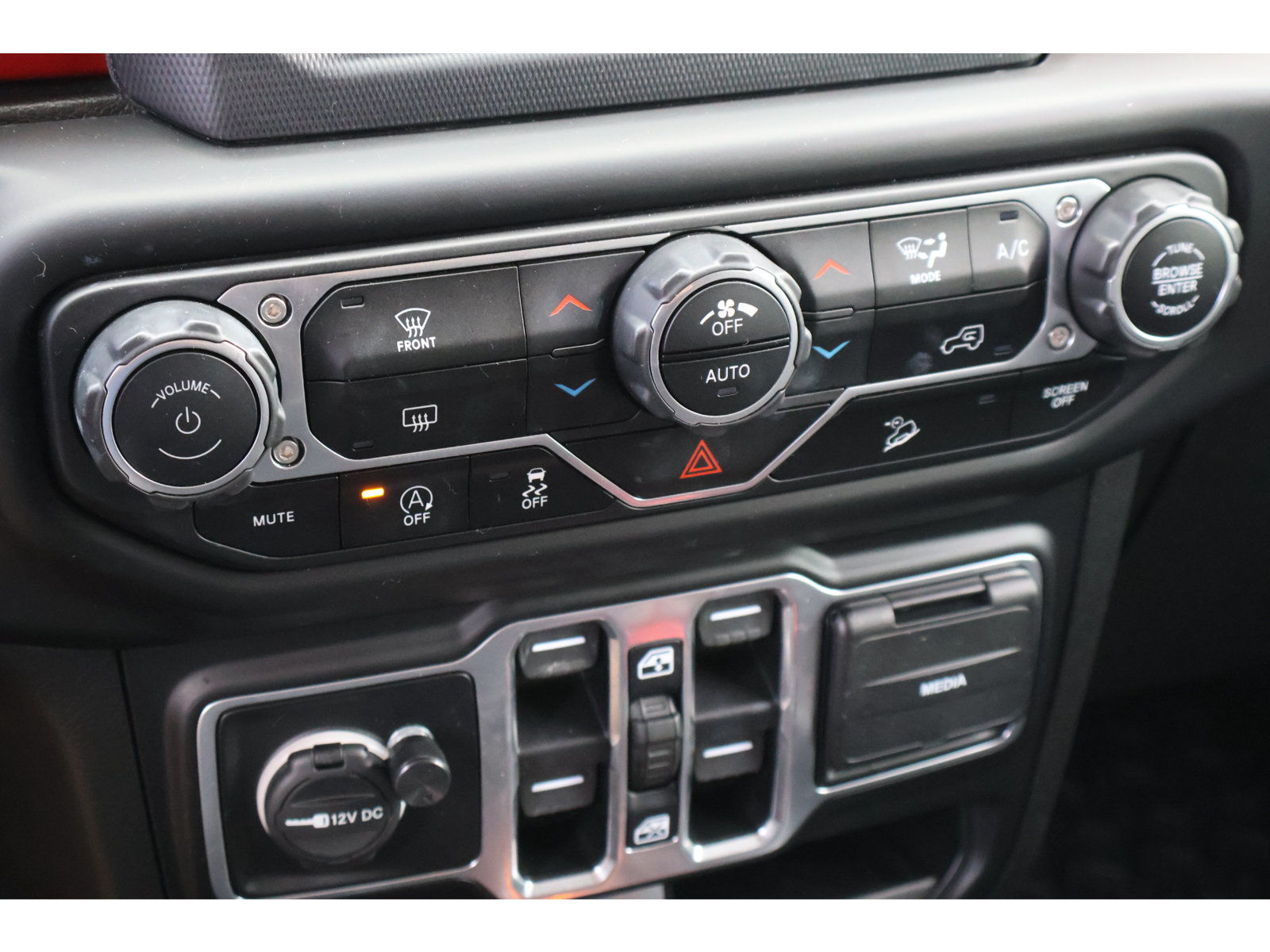 Used 2020 Jeep Wrangler Unlimited Rubicon AWD/4WD image 28