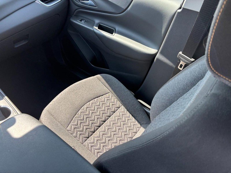 Certified 2024 Chevrolet Equinox LT FWD image 14