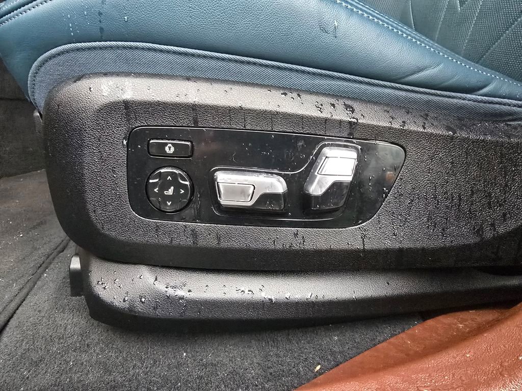 Used 2023 BMW XM image 62