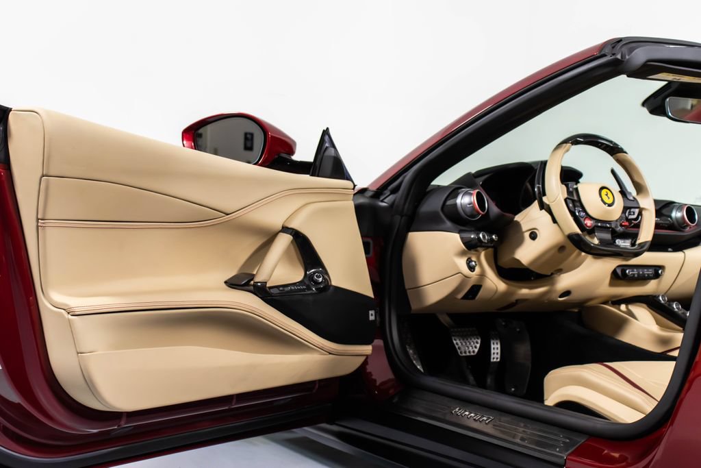 Certified 2022 Ferrari 812 GTS RWD image 34