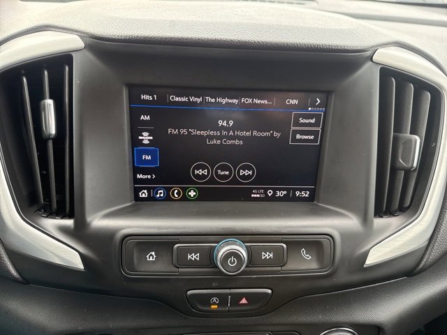 Used 2023 GMC Terrain SLE w/ Driver Convenience Package image 25