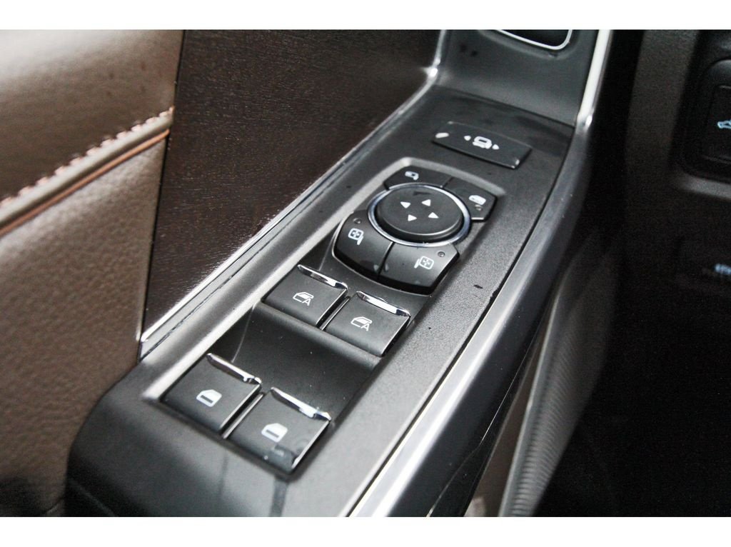 Used 2024 Ford F250 King Ranch w/ FX4 Off-Road Package AWD/4WD image 18