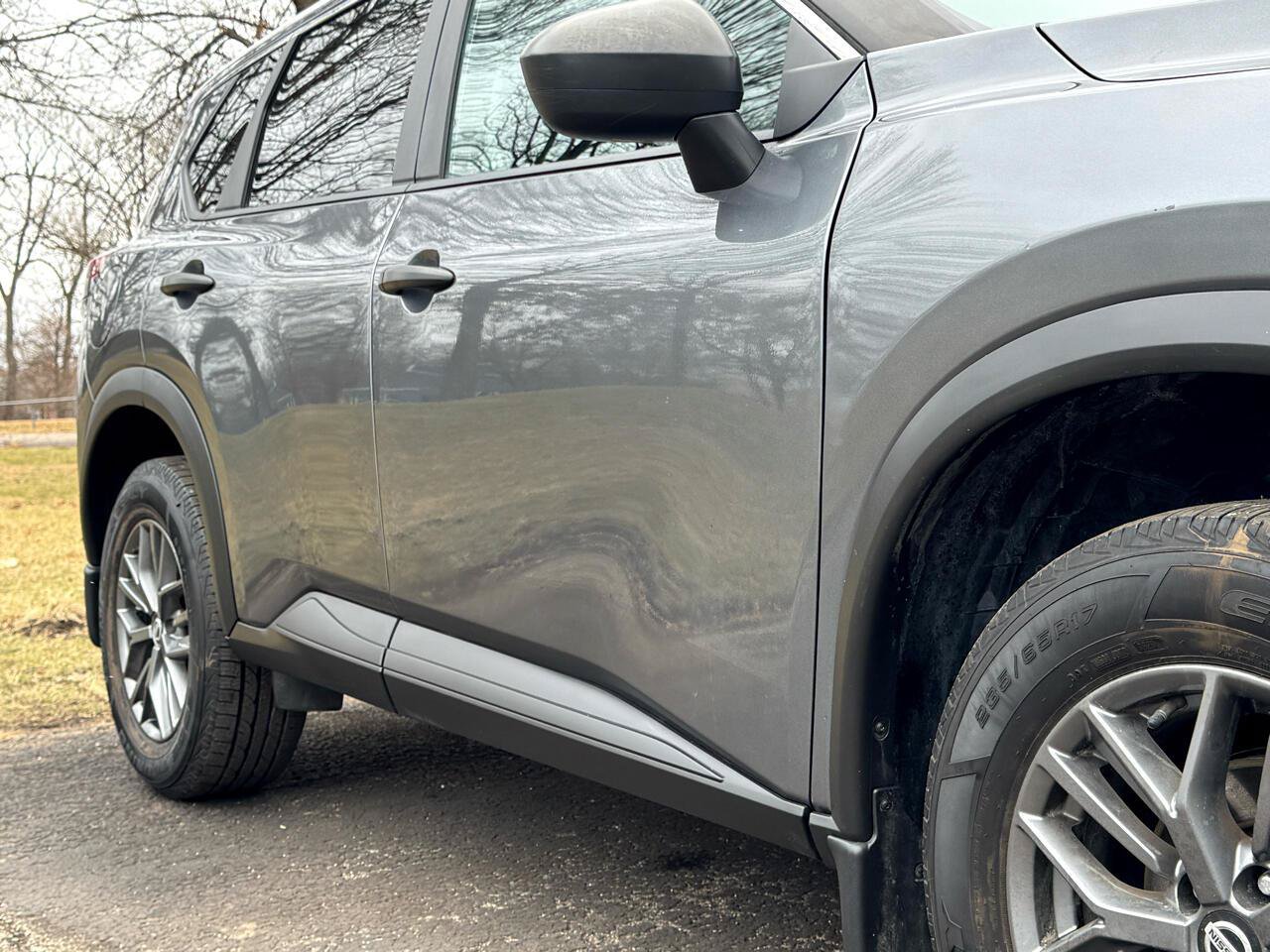 Used 2021 Nissan Rogue S AWD/4WD image 19