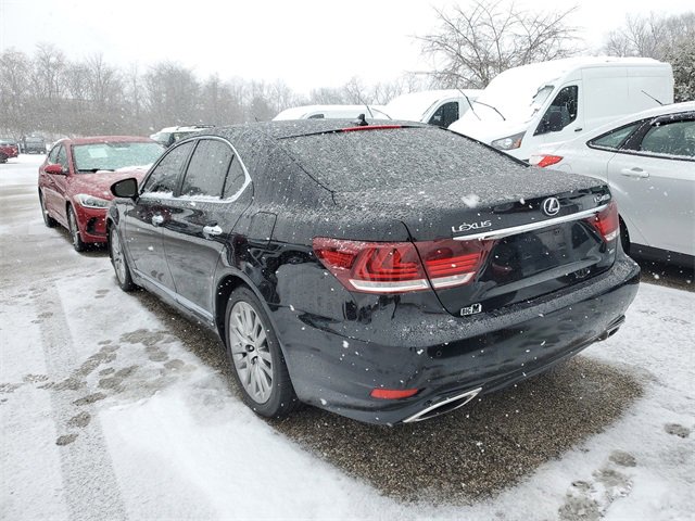 Used 2013 Lexus LS 460 AWD w/ Comfort Pkg image 6