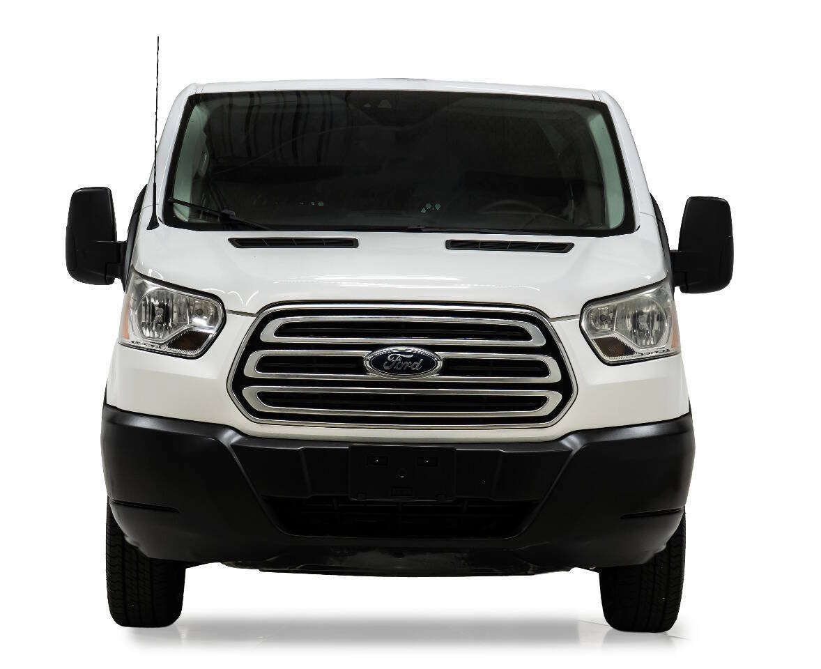 Used 2019 Ford Transit 250 130 Low Roof w/ Exterior Upgrade Package RWD image 7