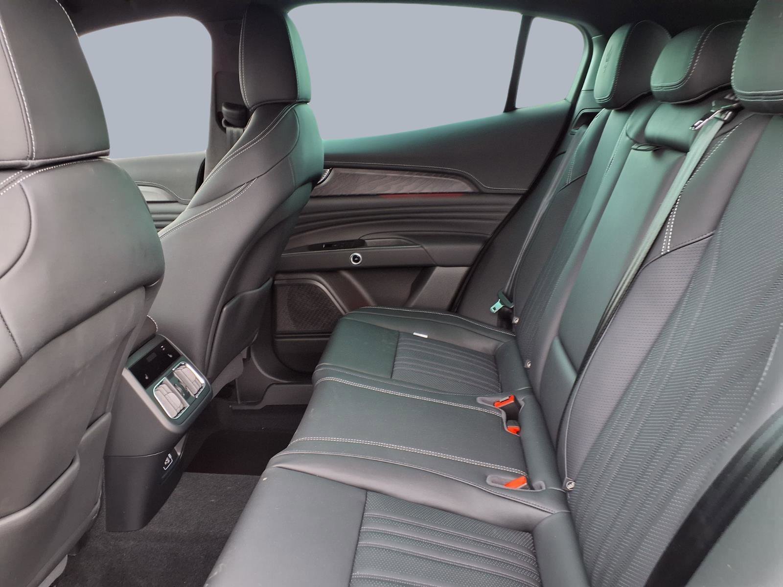 New 2026 Maserati Grecale Modena image 11