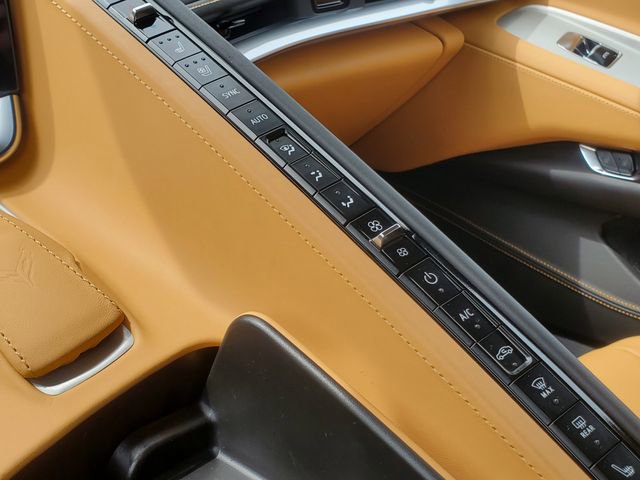 Used 2025 Chevrolet Corvette Stingray Premium Cpe w/ 3LT RWD image 25