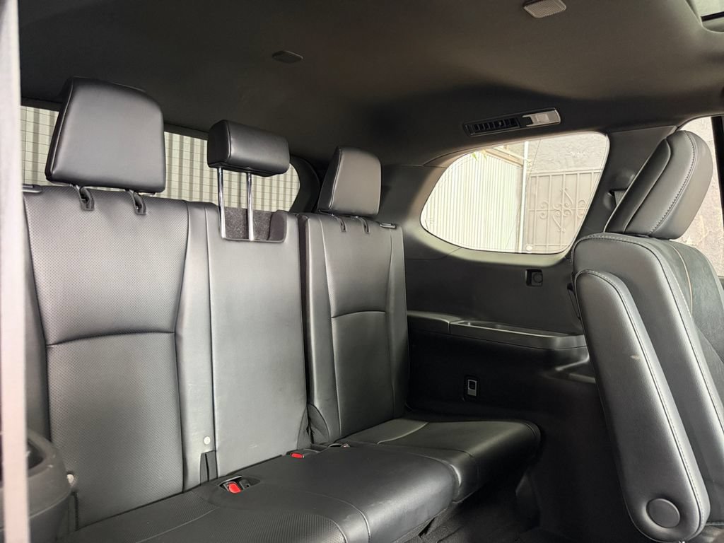 Used 2024 Toyota Grand Highlander AWD Hybrid image 31