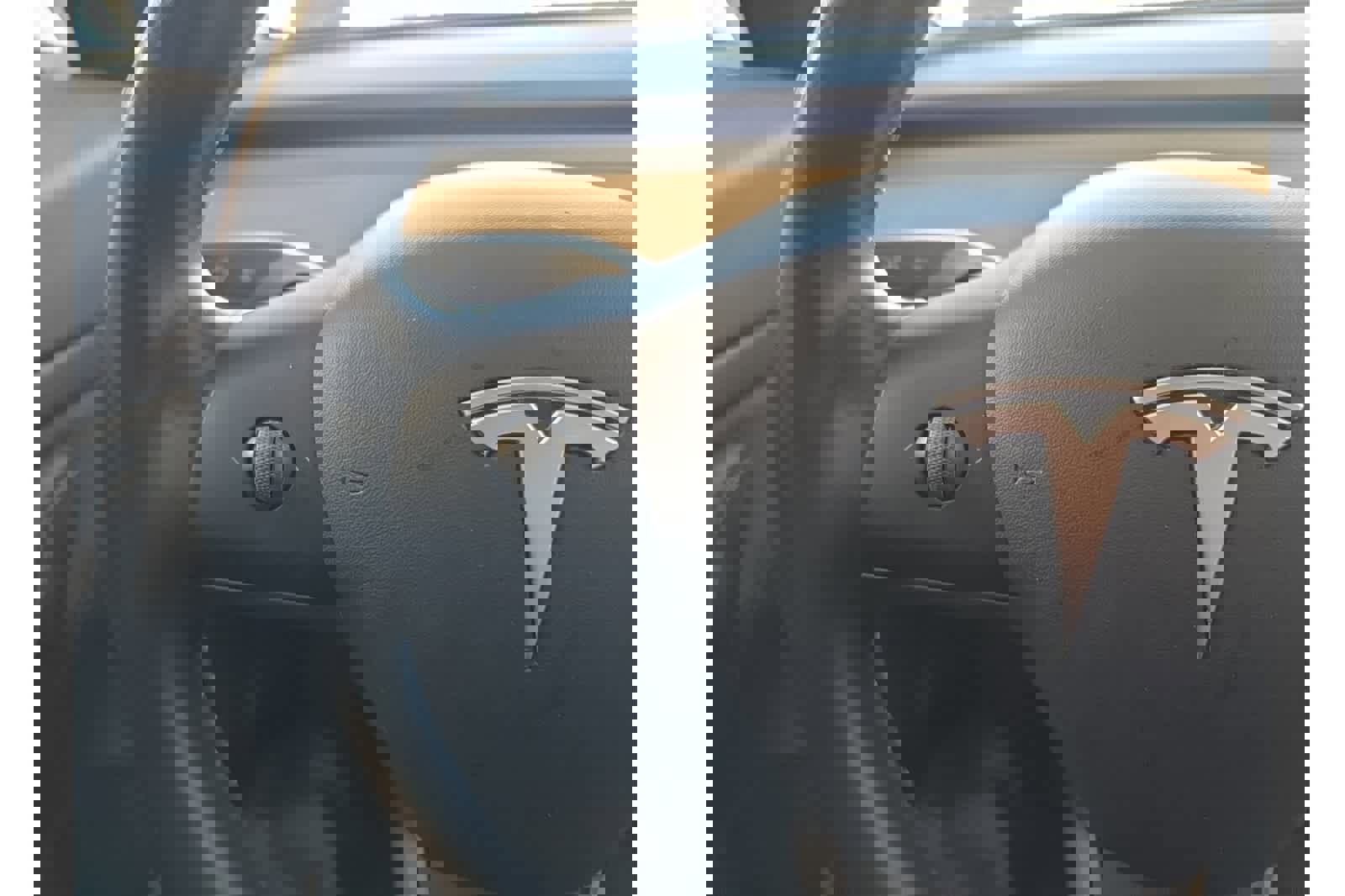 Used 2019 Tesla Model 3 Standard Range image 26