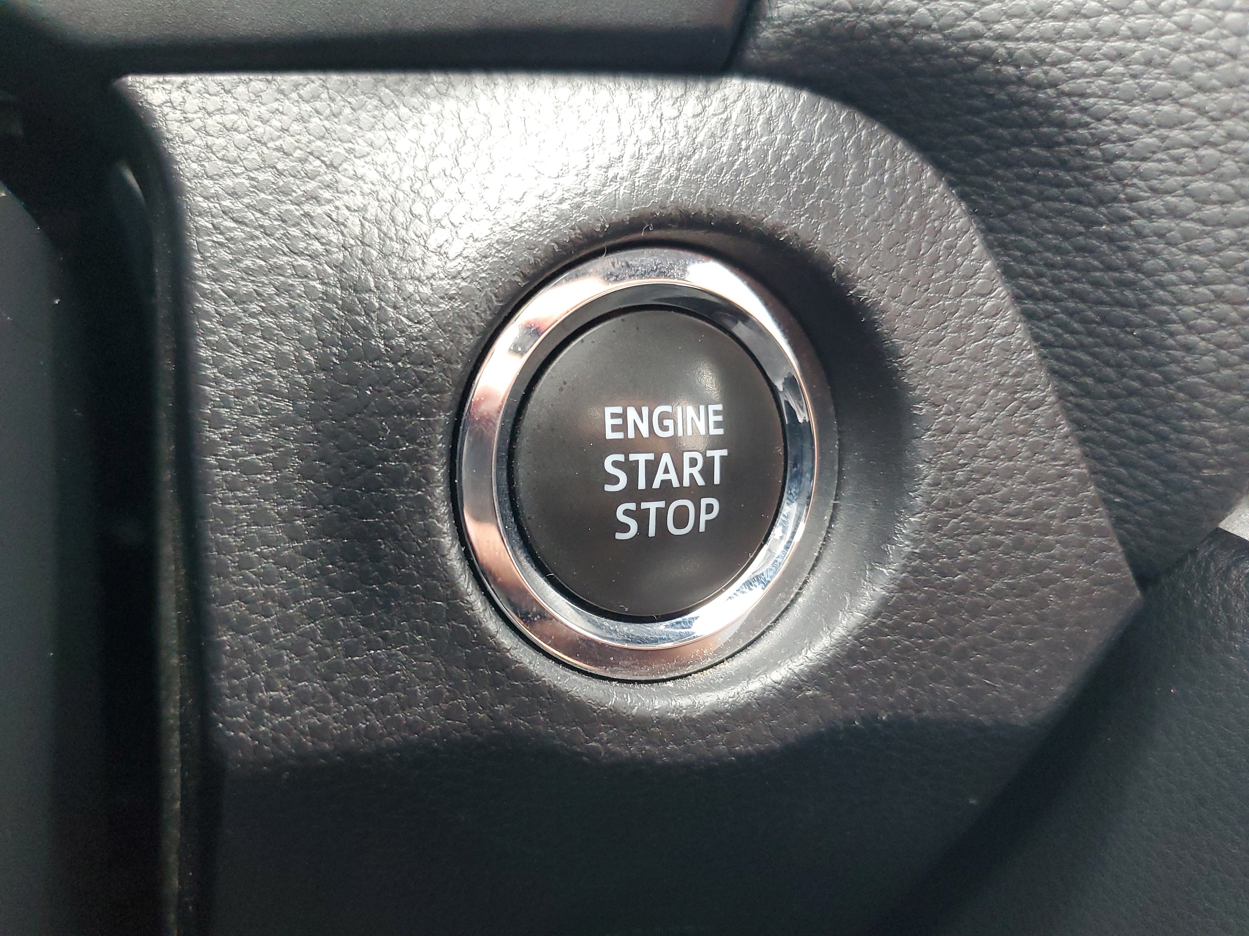Certified 2025 Toyota RAV4 XLE AWD/4WD image 24