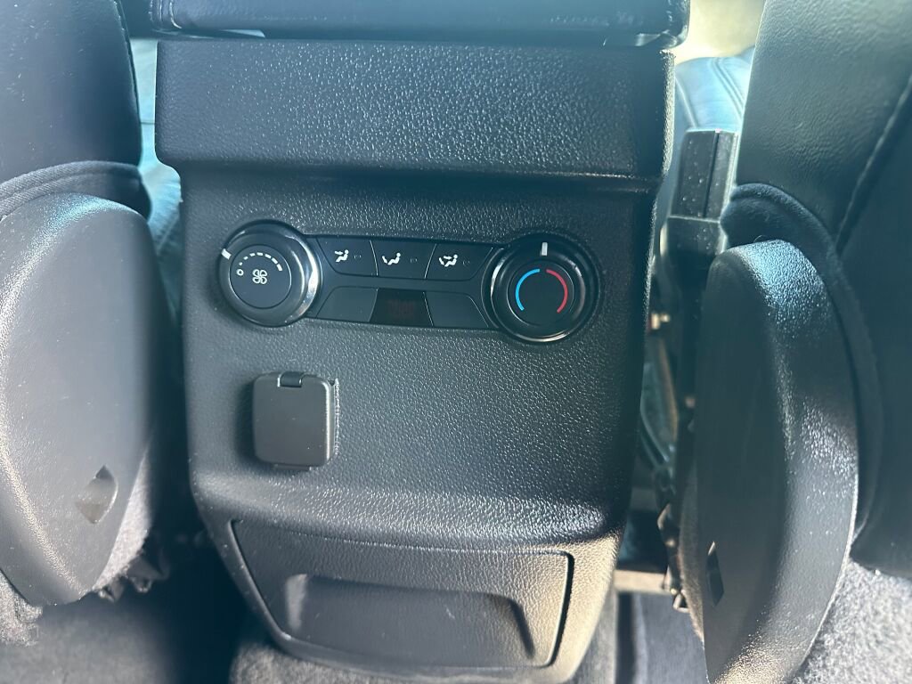 Used 2012 Ford Explorer XLT AWD/4WD image 16