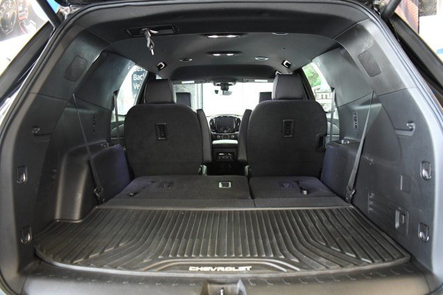 Used 2023 Chevrolet Traverse RS AWD/4WD image 22