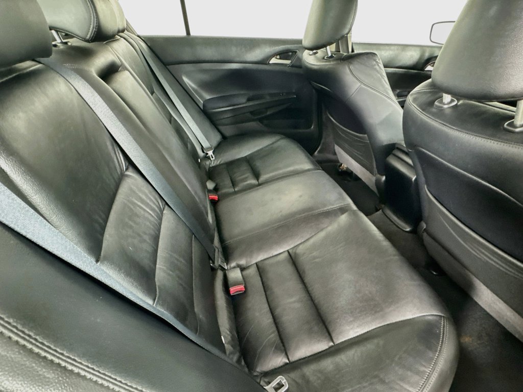 Used 2011 Honda Accord SE image 31
