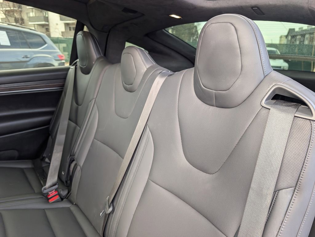 Used 2024 Tesla Model X image 14