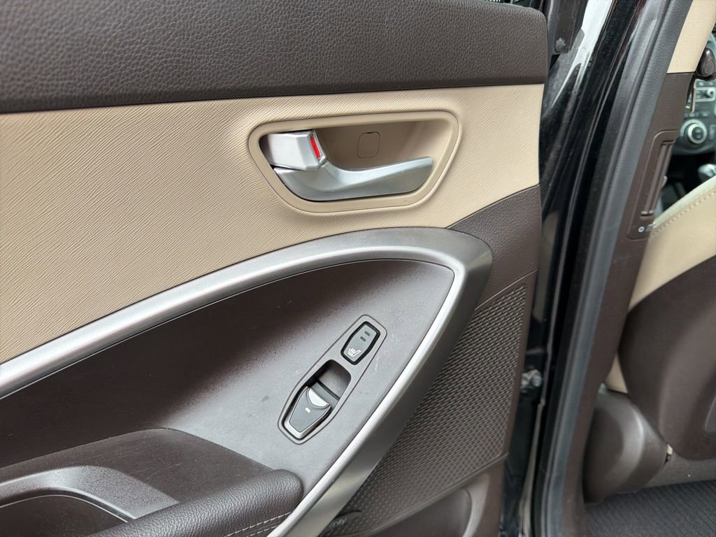 Used 2017 Hyundai Santa Fe Sport w/ 2.4L Tech Package 04 image 24