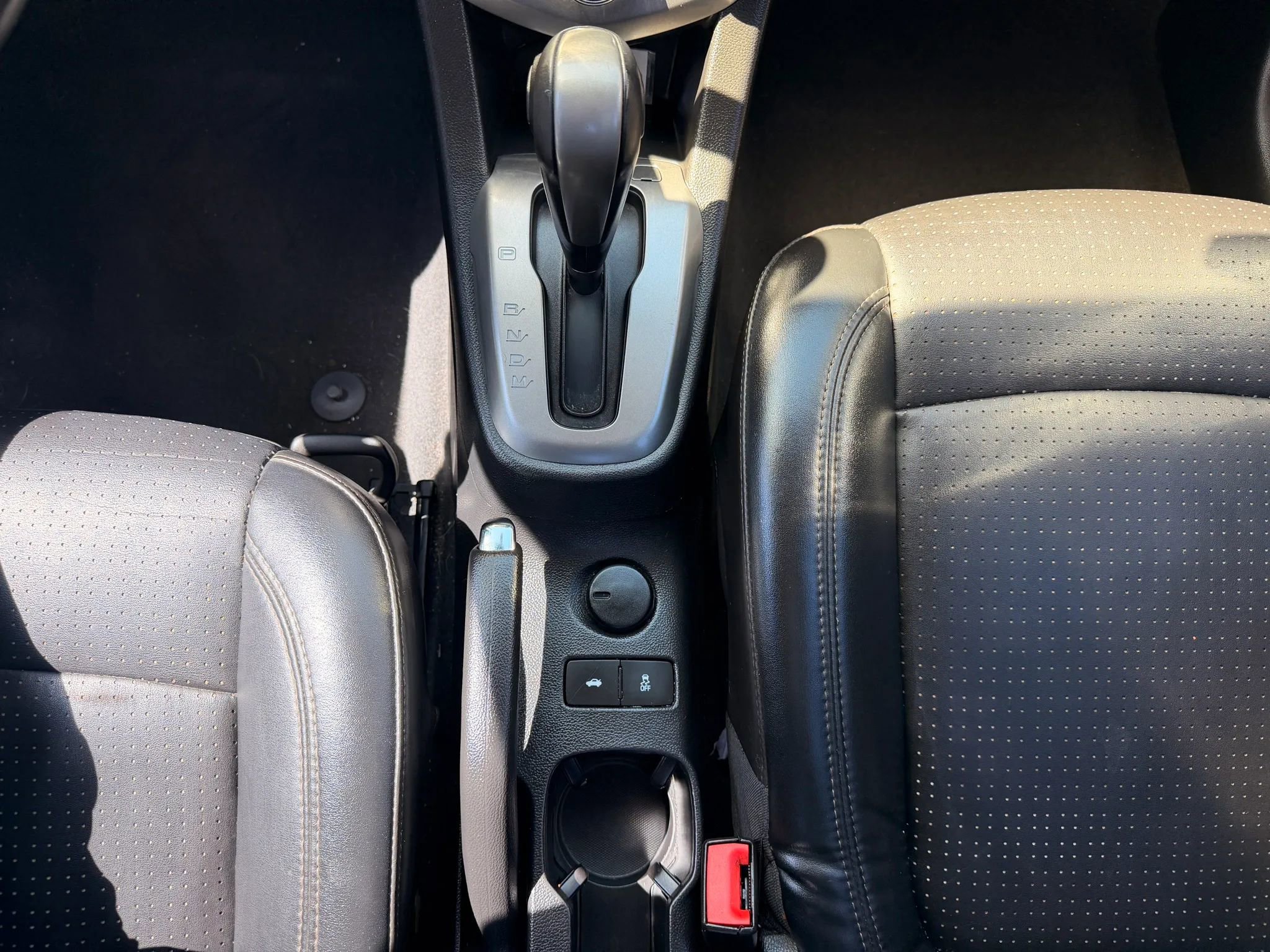 Used 2015 Chevrolet Sonic LTZ image 20