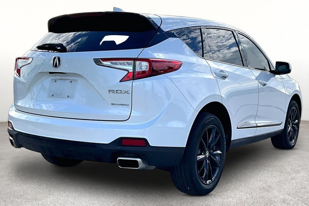 Used 2025 Acura RDX SH-AWD image 13