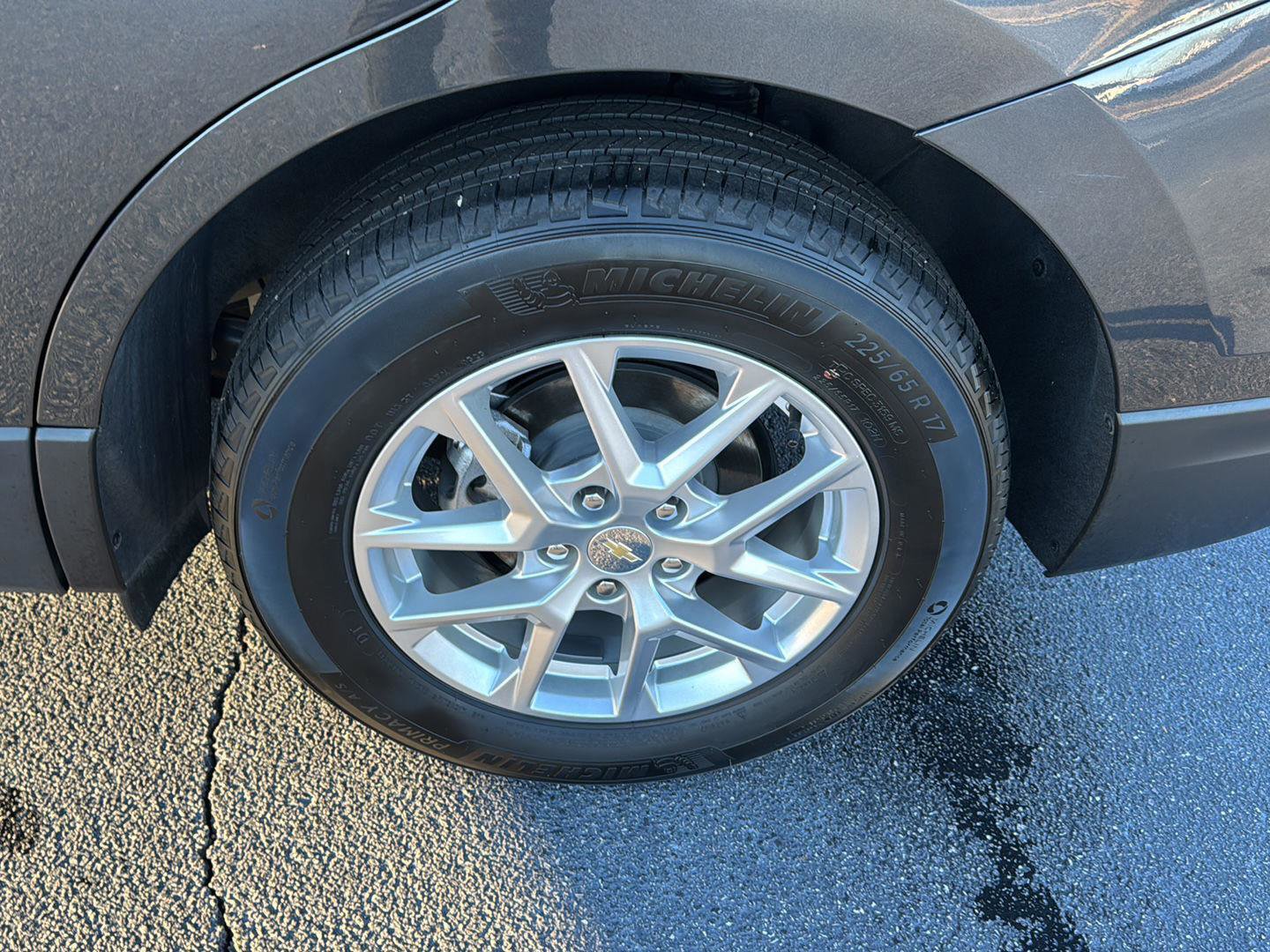 Used 2023 Chevrolet Equinox LT image 31