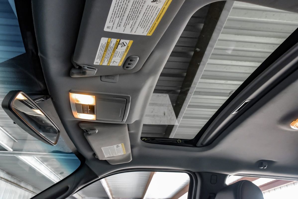 Used 2012 Ford F150 Lariat w/ Lariat Plus Pkg AWD/4WD image 21