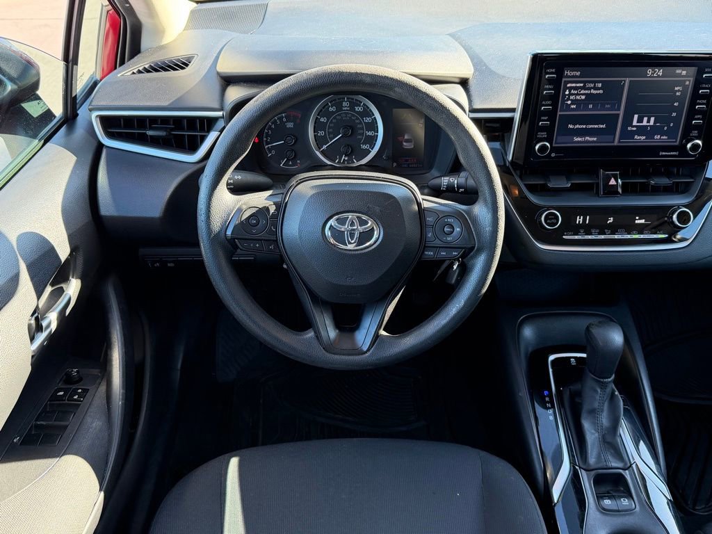 Used 2021 Toyota Corolla LE image 9