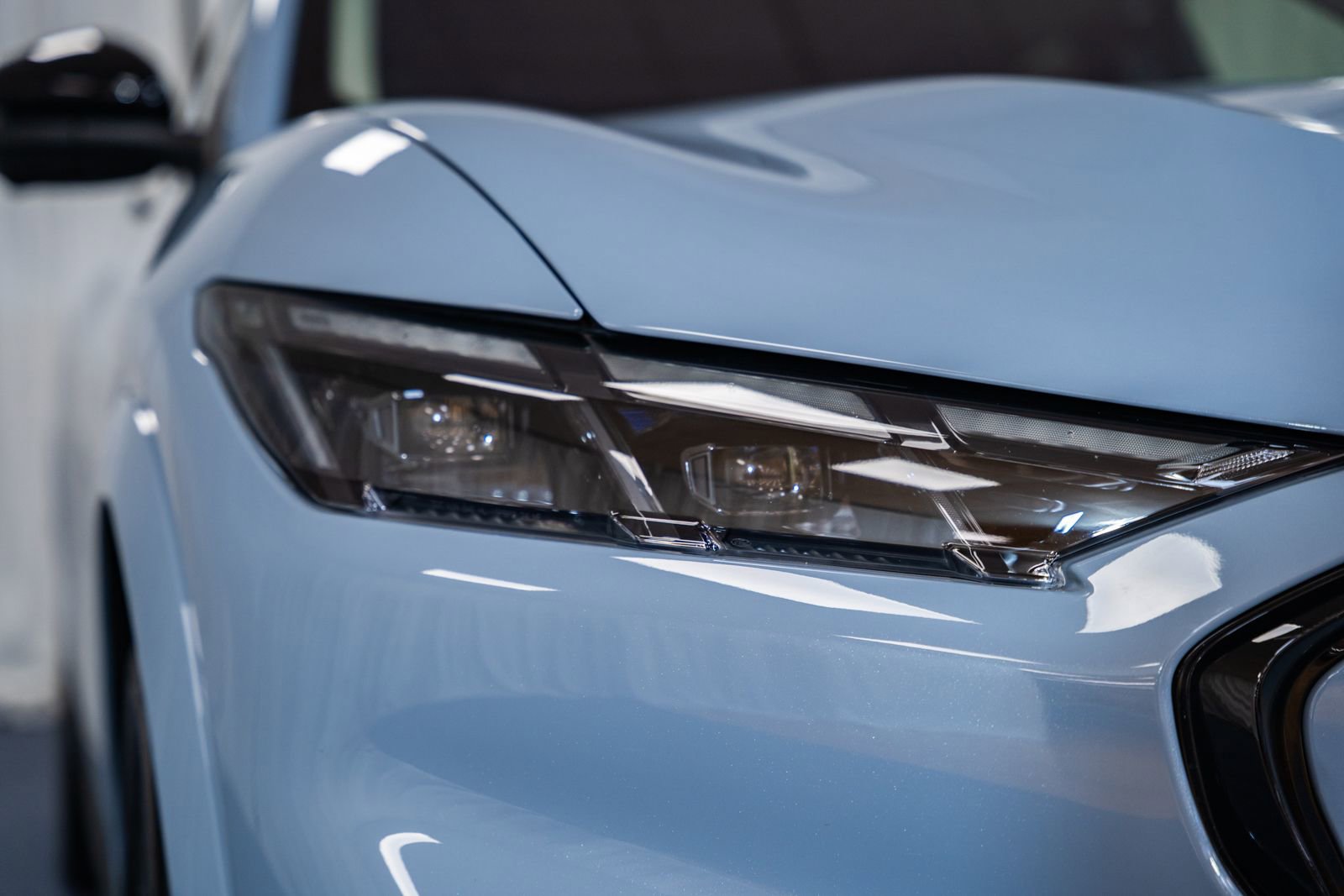 Certified 2025 Ford Mustang Mach-E Premium image 9