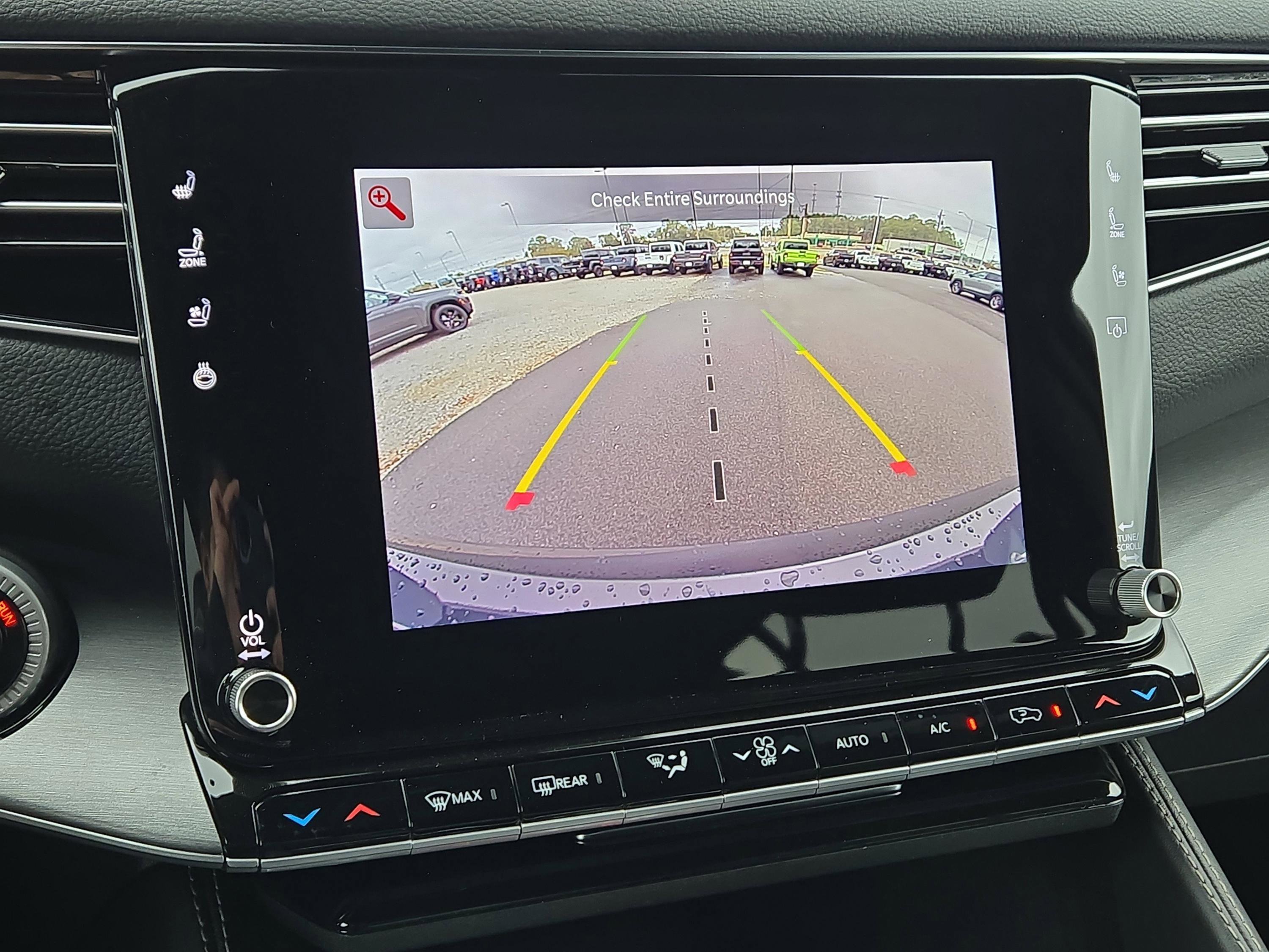 New 2025 Jeep Wagoneer L Series II w/ Premium Group I image 30