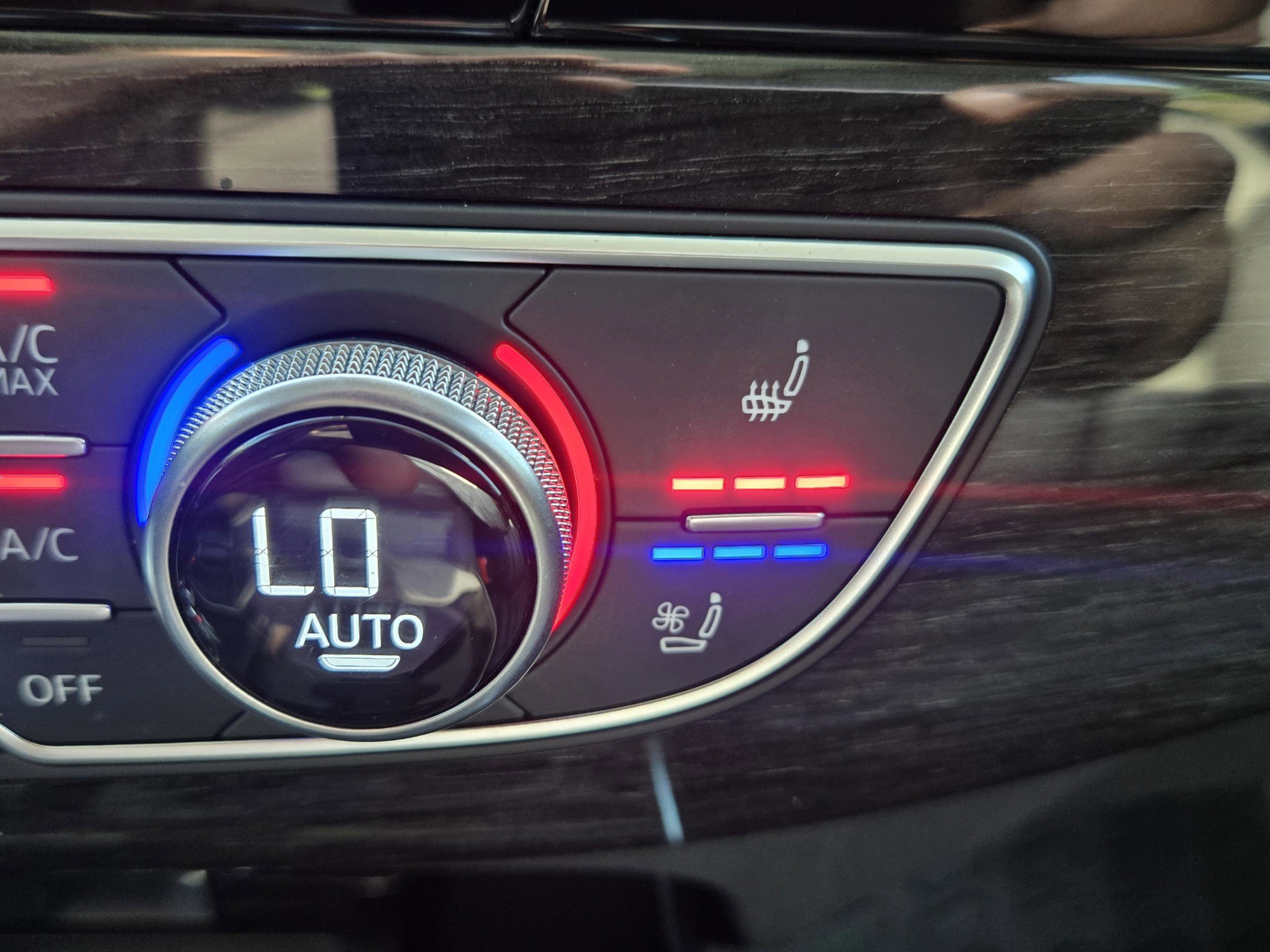 Used 2019 Audi Q7 3.0T Prestige w/ Prestige Package image 23