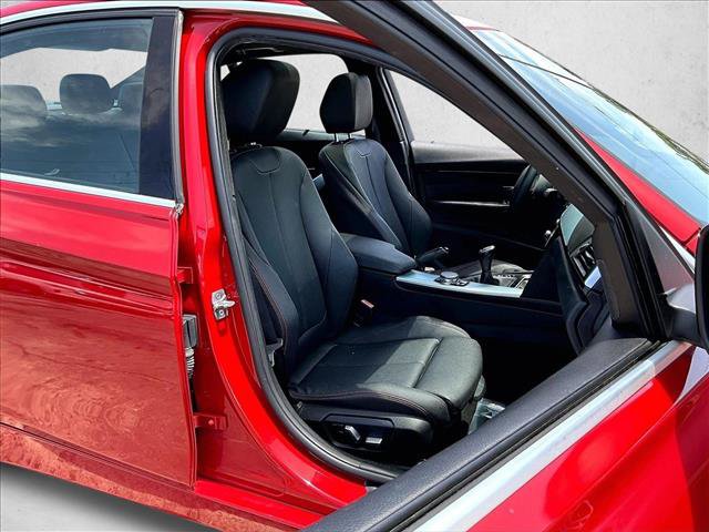 Used 2016 BMW 340i Sedan RWD image 8