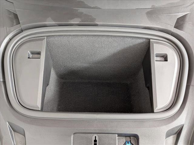 Used 2022 Porsche Taycan image 25